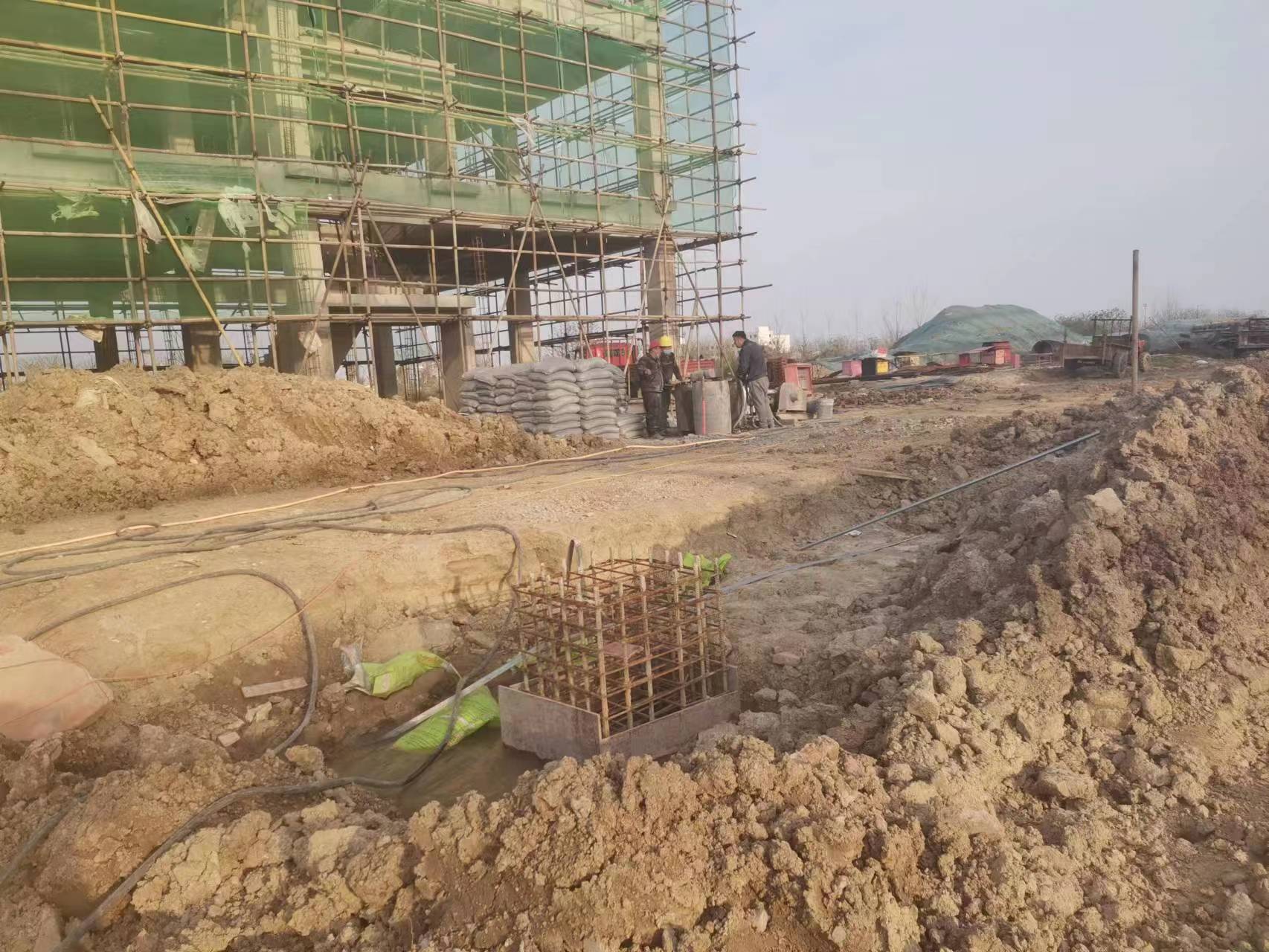 交口当桥梁出现裂缝的时候应该及时加固修补